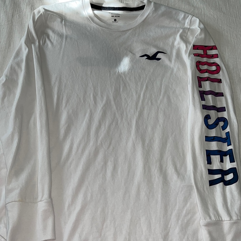 Hollister Long Sleeve Tee with Pink/Purple/Blue Design